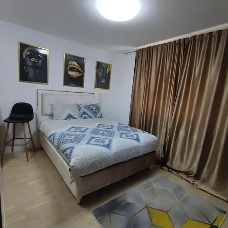 Identity By Nights & Smiles Apartament *