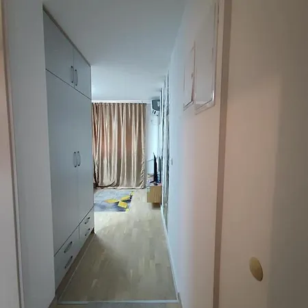 Identity By Nights & Smiles Apartament *