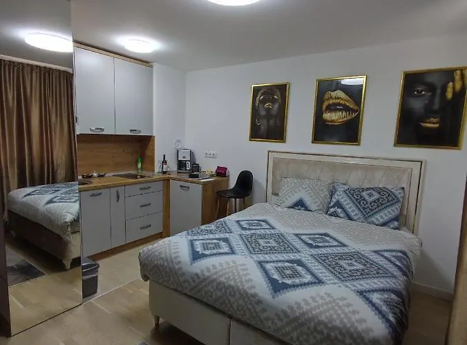 Identity By Nights & Smiles Apartment *